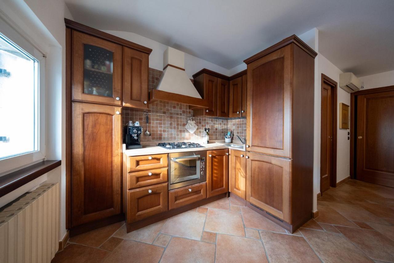 Apartmentsgarda - Baia Del Garda 5 Esterno foto