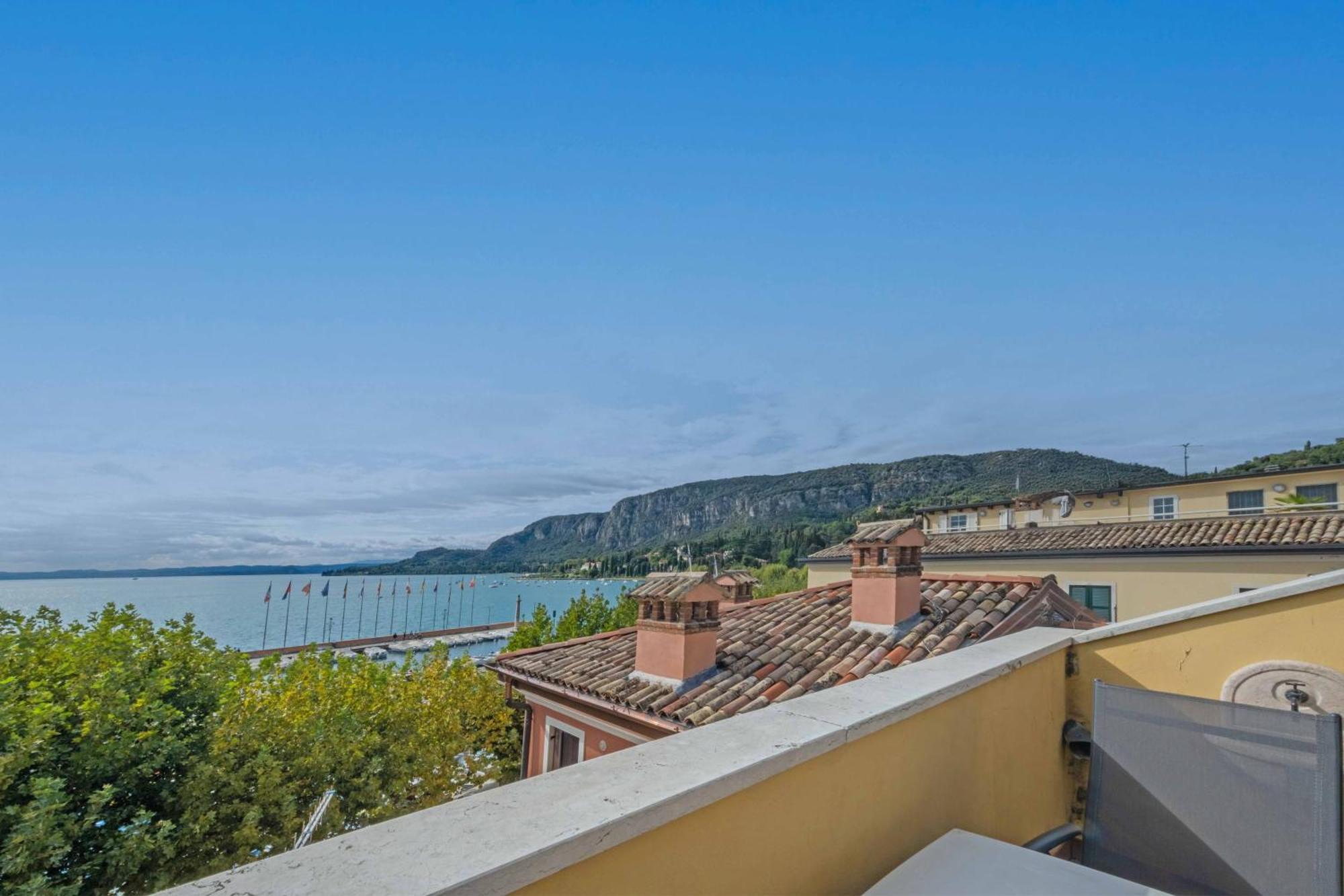 Apartmentsgarda - Baia Del Garda 5 Esterno foto