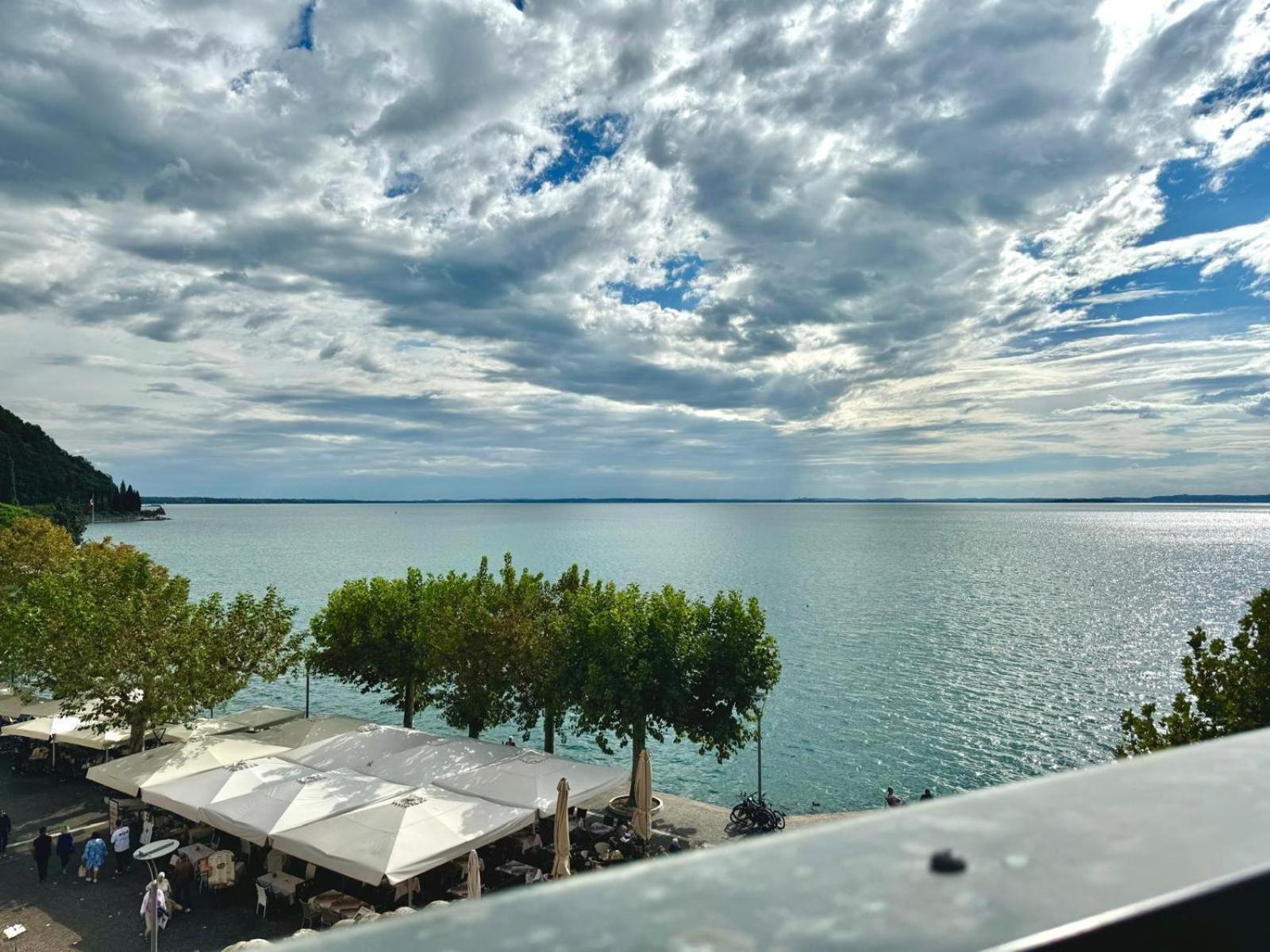 Apartmentsgarda - Baia Del Garda 5 Esterno foto